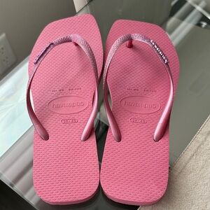 Havaianas Vibrant Pink Sandals